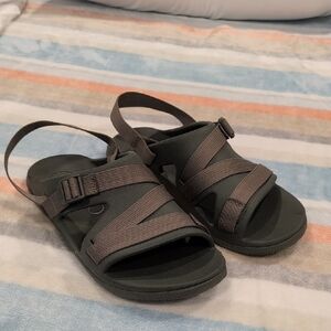 Chaco Chillos Slide